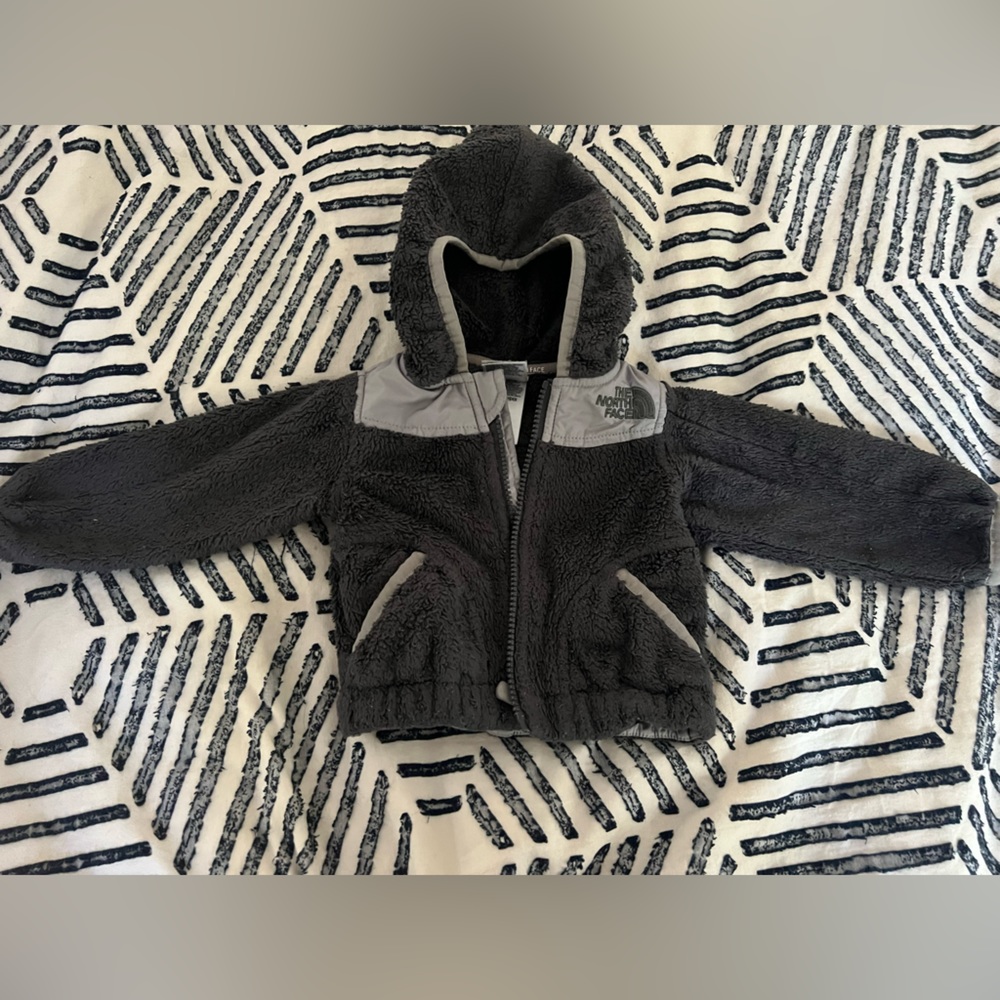 North face infant fleece jacket 3-6m